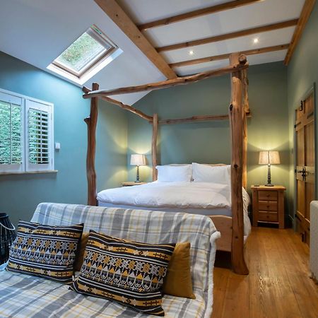 Stable Lodge - Boutique Bed & Breakfast Shurdington Bagian luar foto