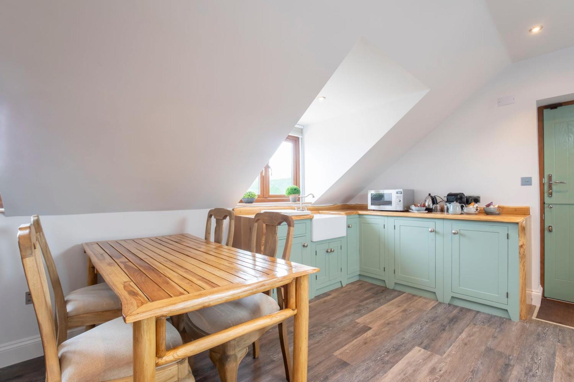 Stable Lodge - Boutique Bed & Breakfast Shurdington Bagian luar foto