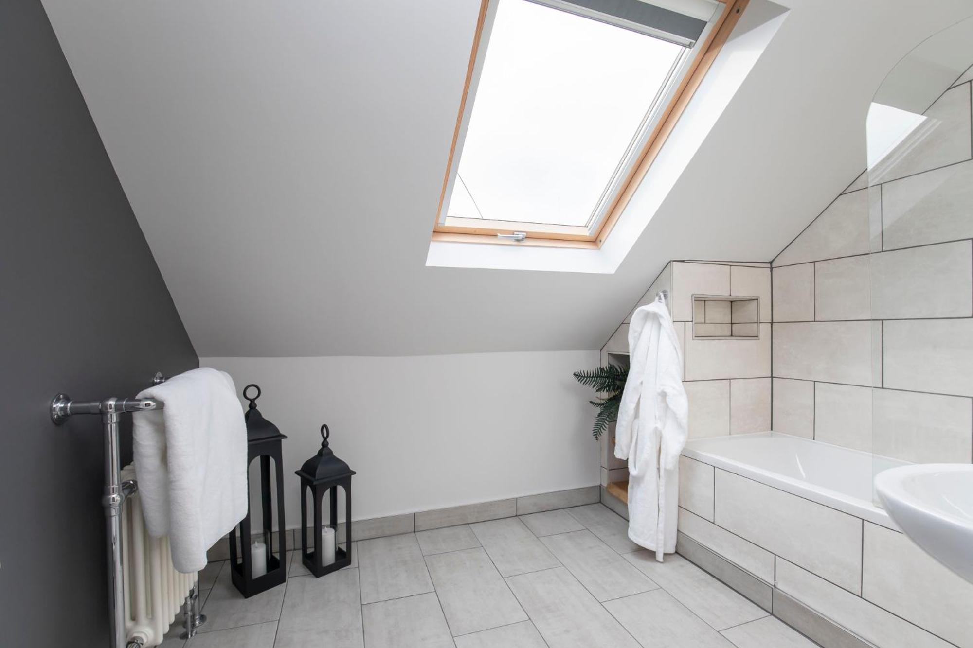 Stable Lodge - Boutique Bed & Breakfast Shurdington Bagian luar foto